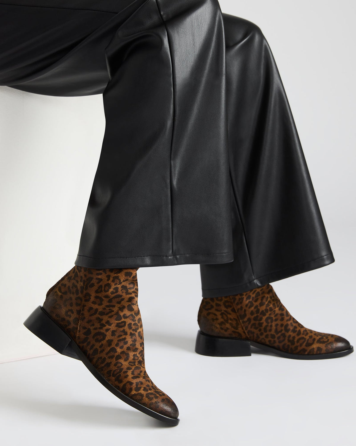 Steve Madden NEXIE Leopard Women's Pointed-Toe Ankle Boot