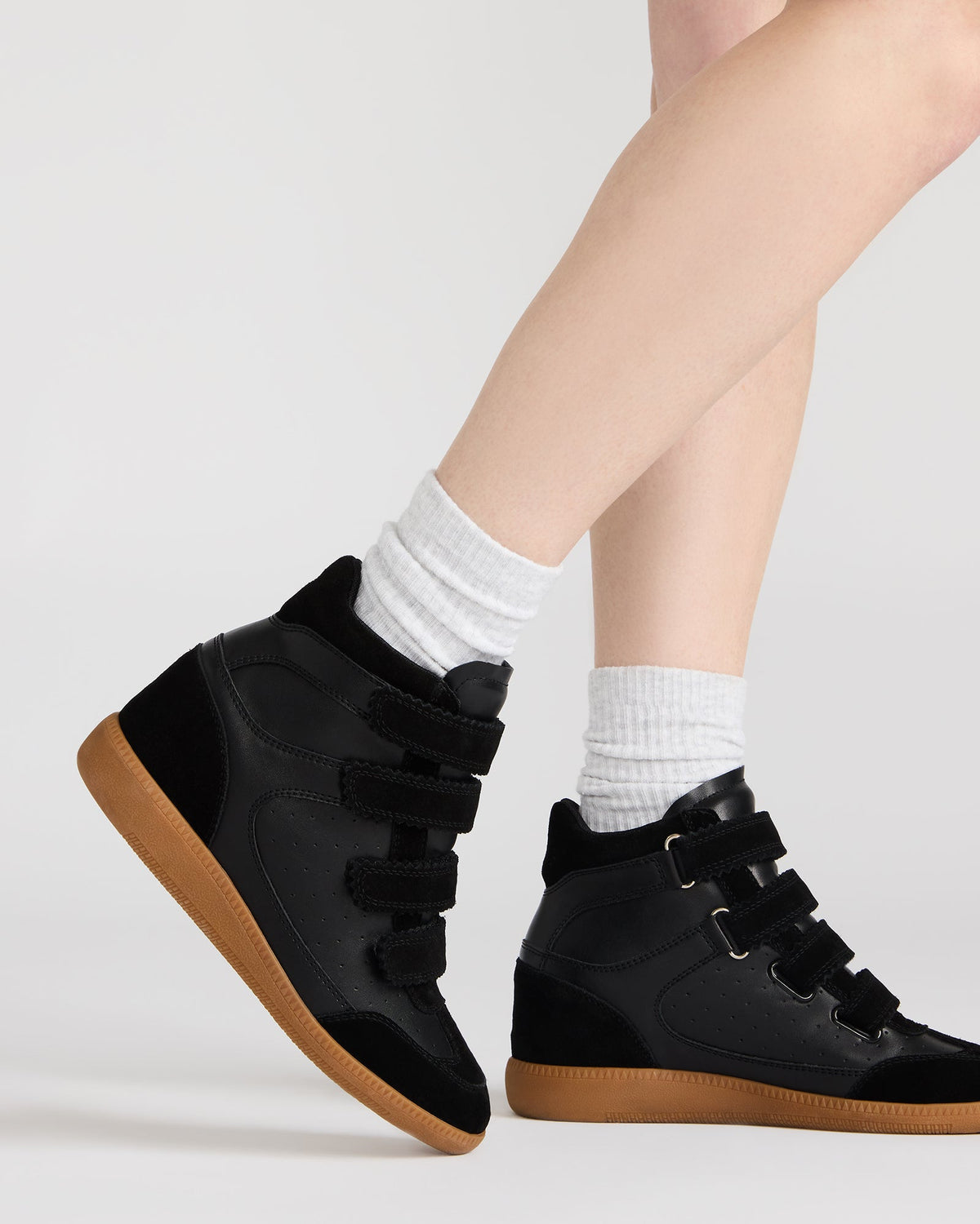 Steve Madden MUSTANG Gold Women's High-Top Velcro Sneaker
