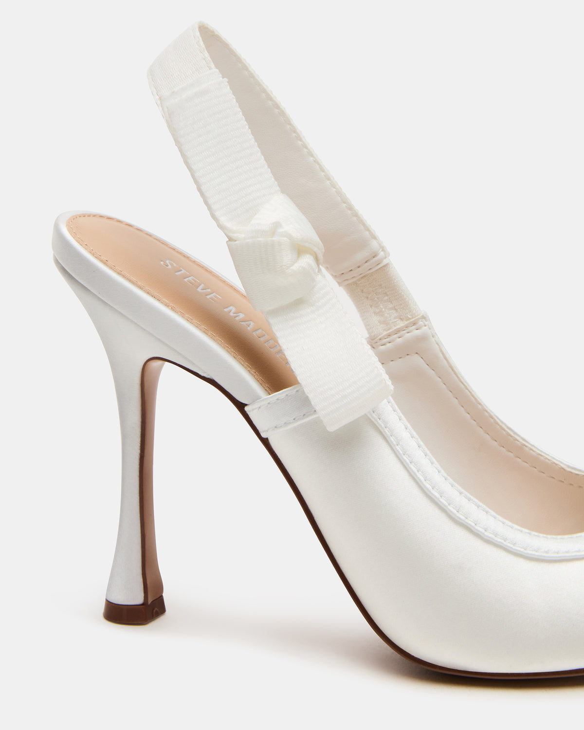 Steve Madden BRI White Satin Slingback Pump Women's Heel