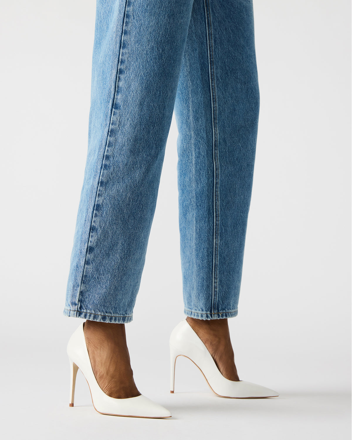 Steve Madden NOIR White Leather Pointed-Toe Stiletto Pump Women's Heels
