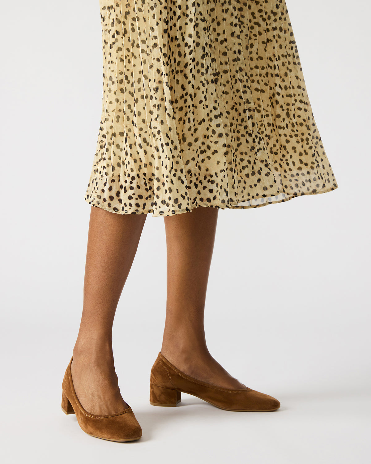 Steve Madden MOLLIE Chestnut Suede Ballet Women's Block Heels