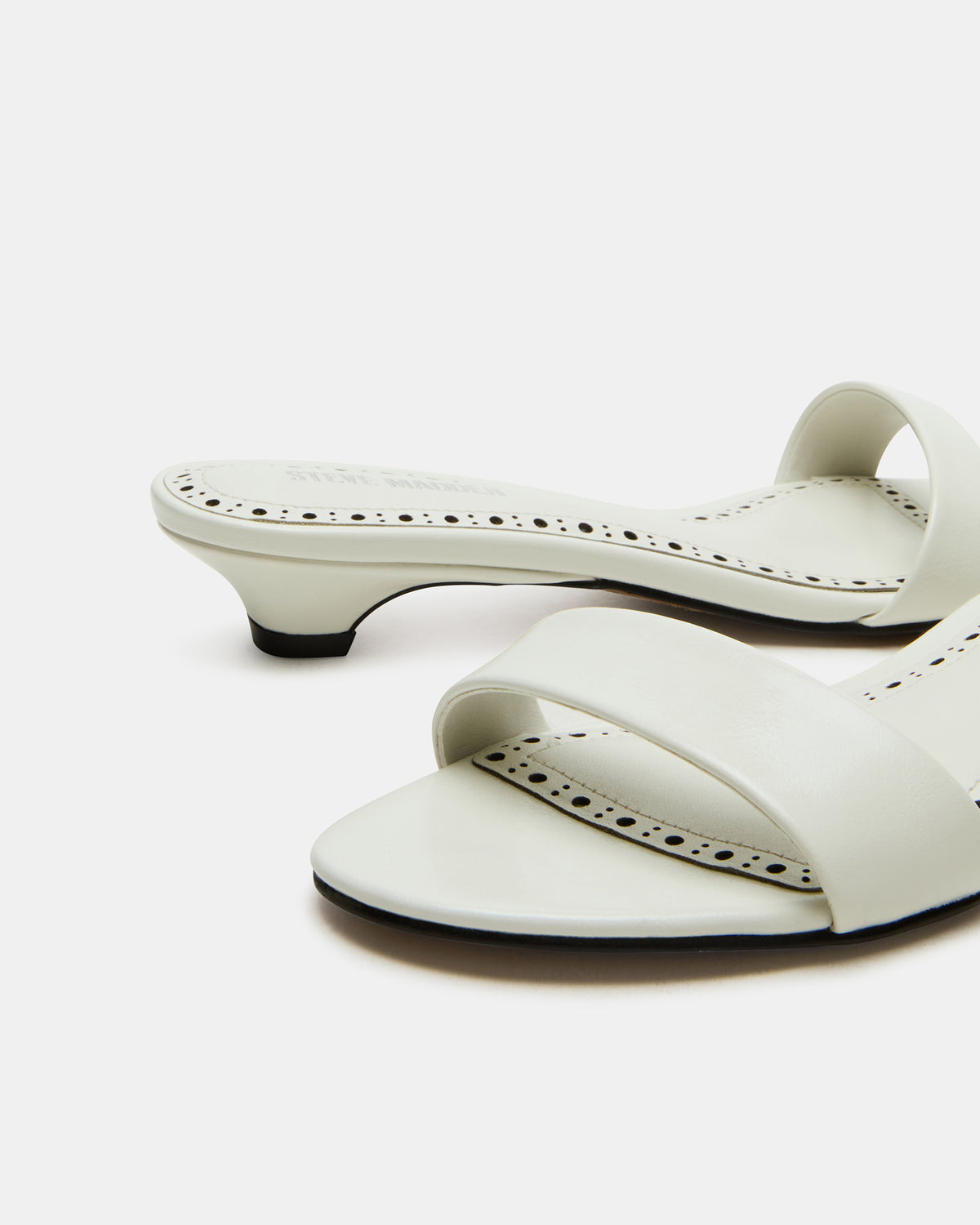 Steve Madden BERRY White Women's Mule Kitten Heel