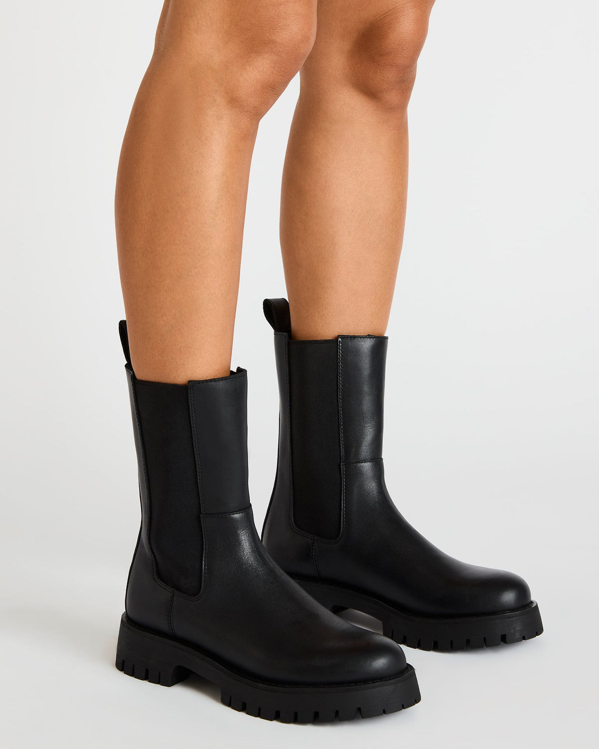 Steve Madden LOWA Black Leather Lug Chelsea Platform Women's Ankle Boot