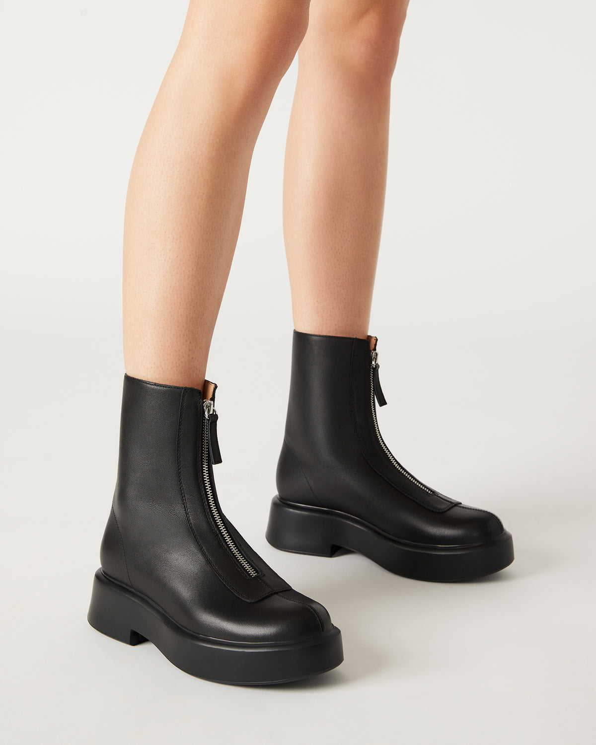 Steve Madden JONES Black Leather Zipper Lug Women's Ankle Boot