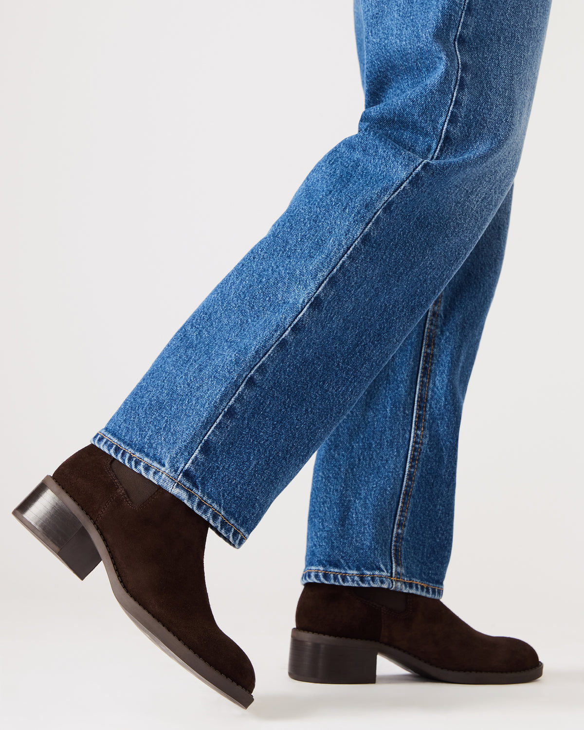 Steve Madden KAPLAN Brown Suede Chelsea Block Heel Women's Ankle Boot