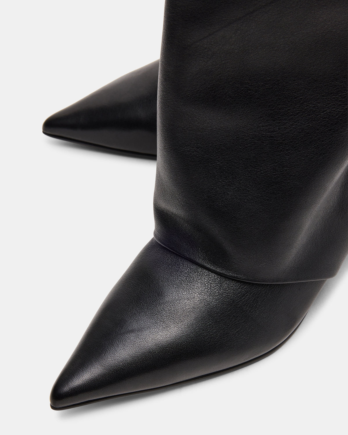 Steve Madden LUCA Black Leather Pointed-Toe Cuffed Kitten Heel Women's Boot