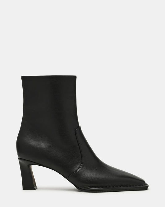 Steve Madden FARE Black Leather Square Toe Women's Ankle Boot