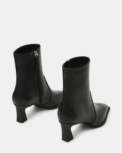 Steve Madden FARE Black Leather Square Toe Women's Ankle Boot