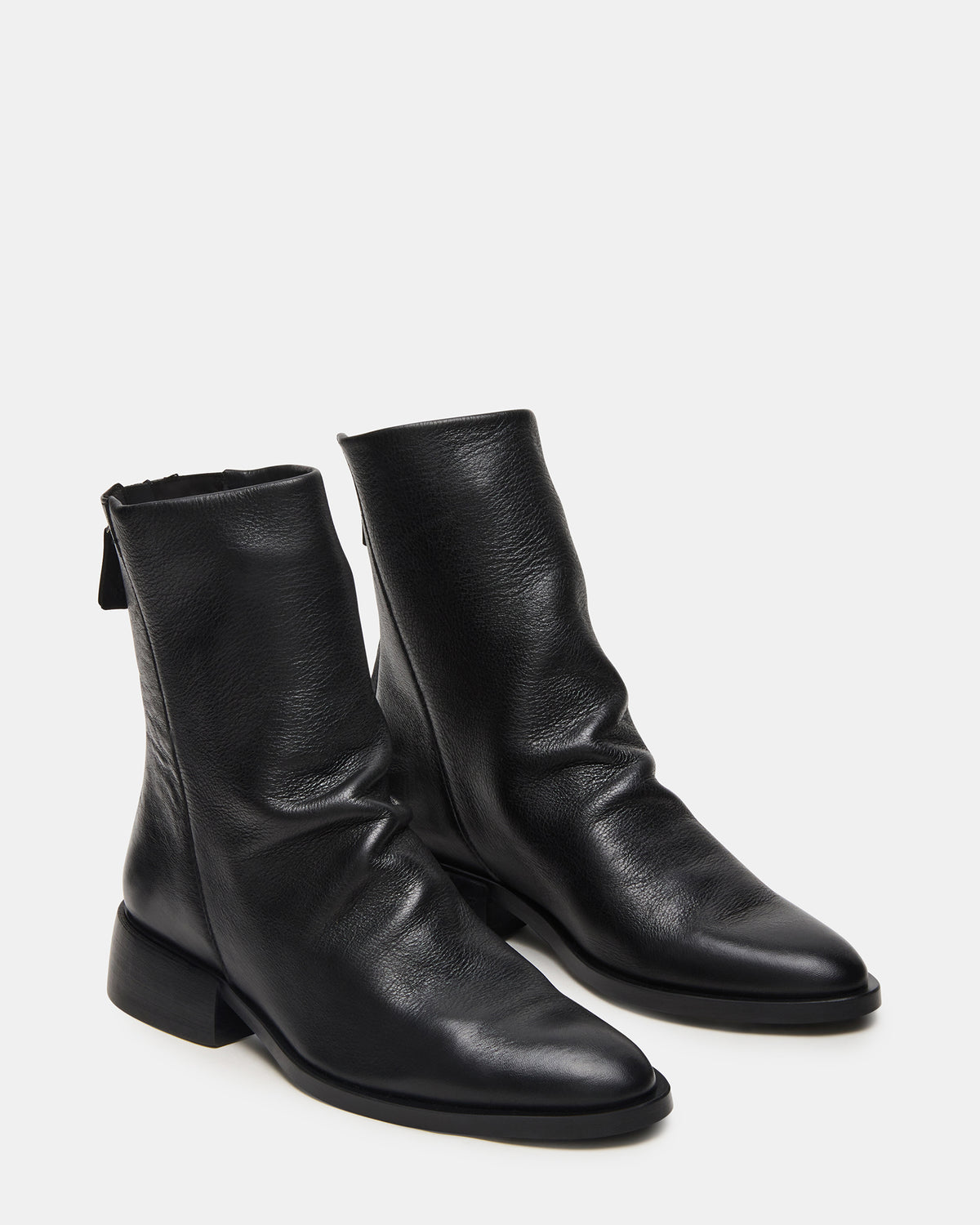 Steve Madden NEXIE Black Leather Women's Pointed-Toe Ankle Boot