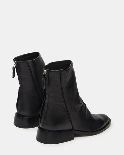 Steve Madden NEXIE Black Leather Women's Pointed-Toe Ankle Boot