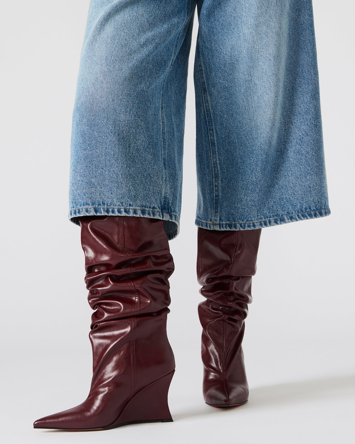 Steve Madden DISTORTION Burgundy Pointed-Toe Scrunched Knee-High Wedge Women's Boot