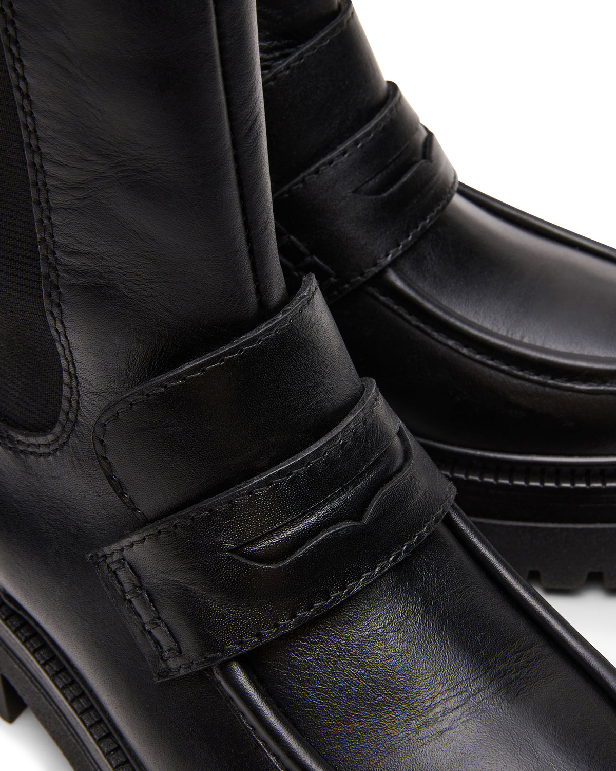 Steve Madden CONWAY Black Leather Platform Lug Chelsea Women's Ankle Boot