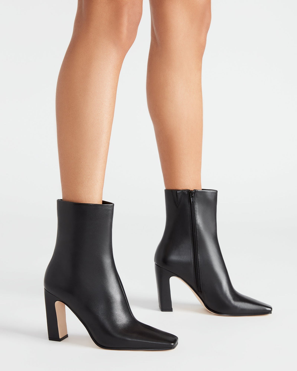 Steve Madden LIZABELLE Mauve Square Toe Ankle Boot | Women's Booties