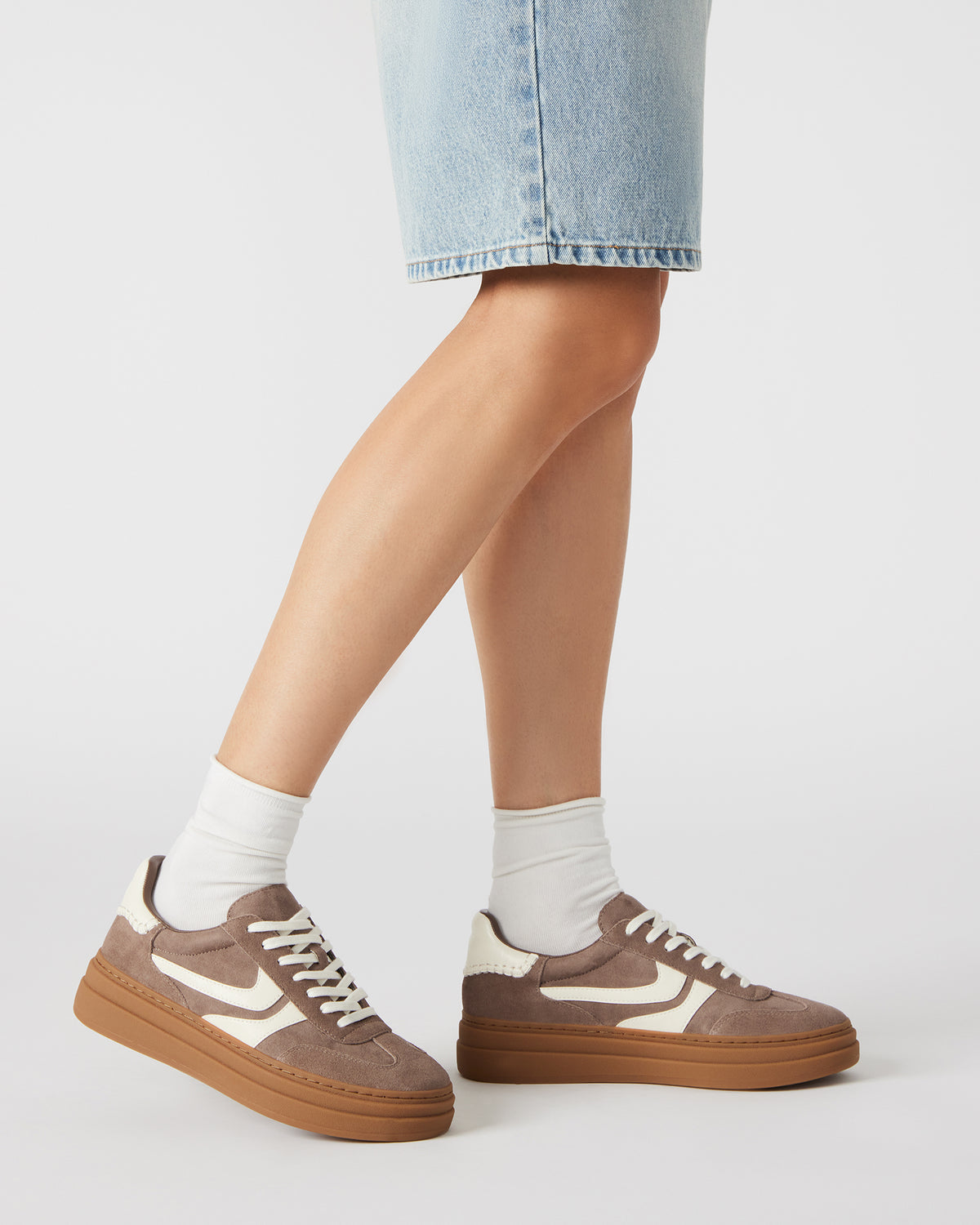 Steve Madden DODGE Espresso Low-Top Platform Women's Sneaker