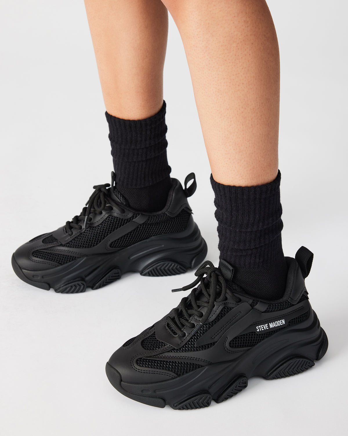Steve Madden POSSESSION Black Platform Lace-Up Women's Sneaker