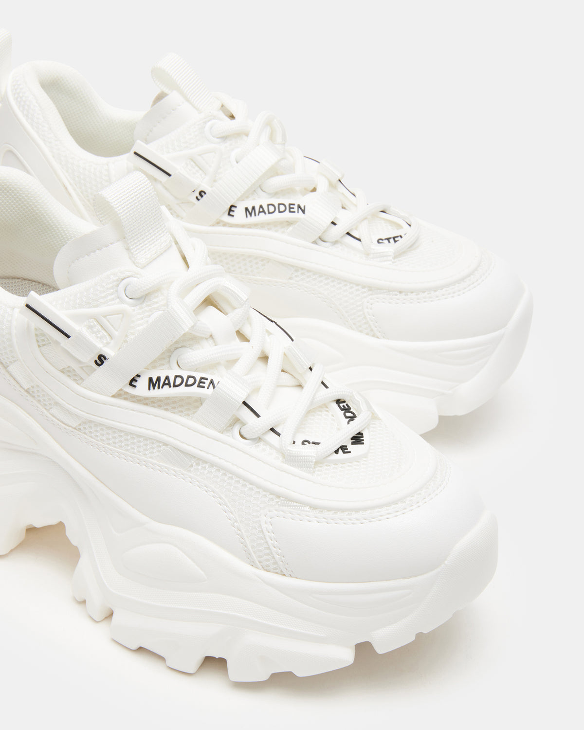 Steve Madden RECOUPE White Women's Chunky Platform Low-Top Sneaker