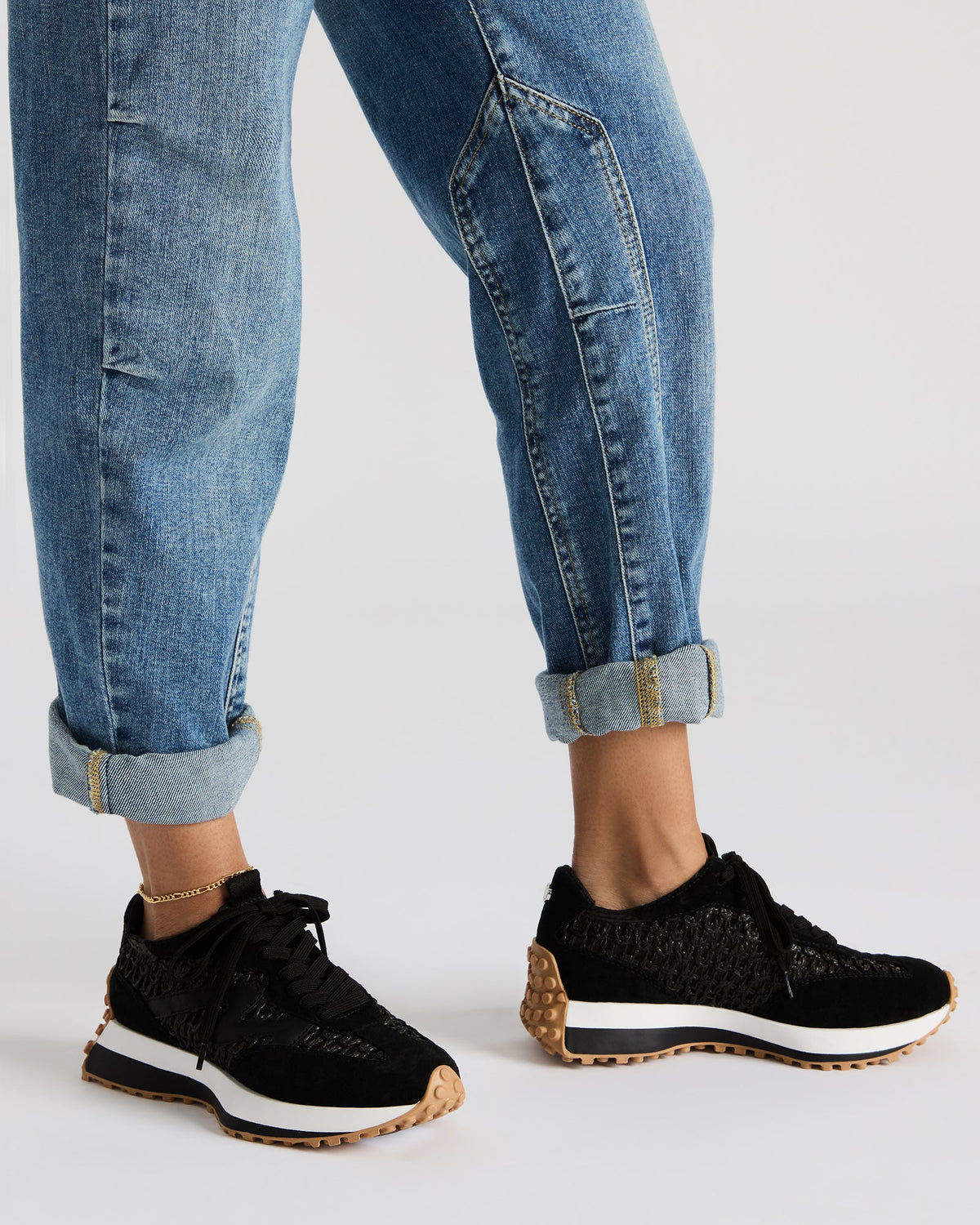 Steve Madden CAMPO Black/Beige Lace-Up Women's Sneaker