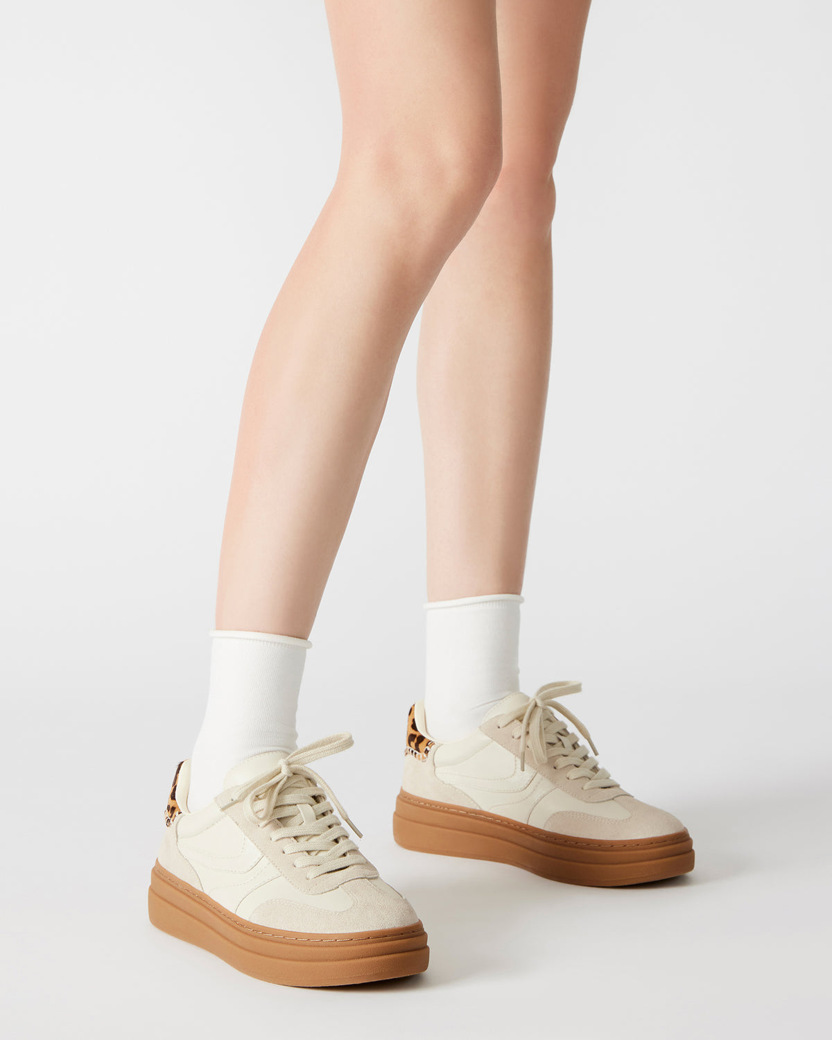 Steve Madden DODGE Bone Multi Low-Top Platform Women's Sneaker