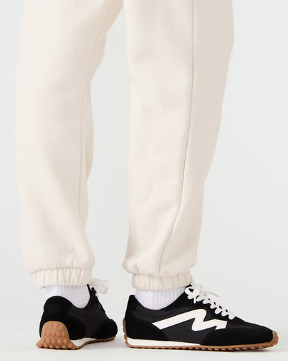 Steve Madden CASPER Black/White Low-Top Lace-Up Women's Sneaker