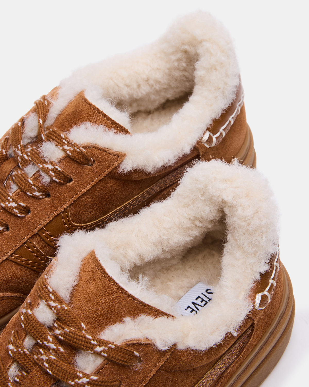Steve Madden DODGE Faux Fur Low-Top Platform Women's Sneaker