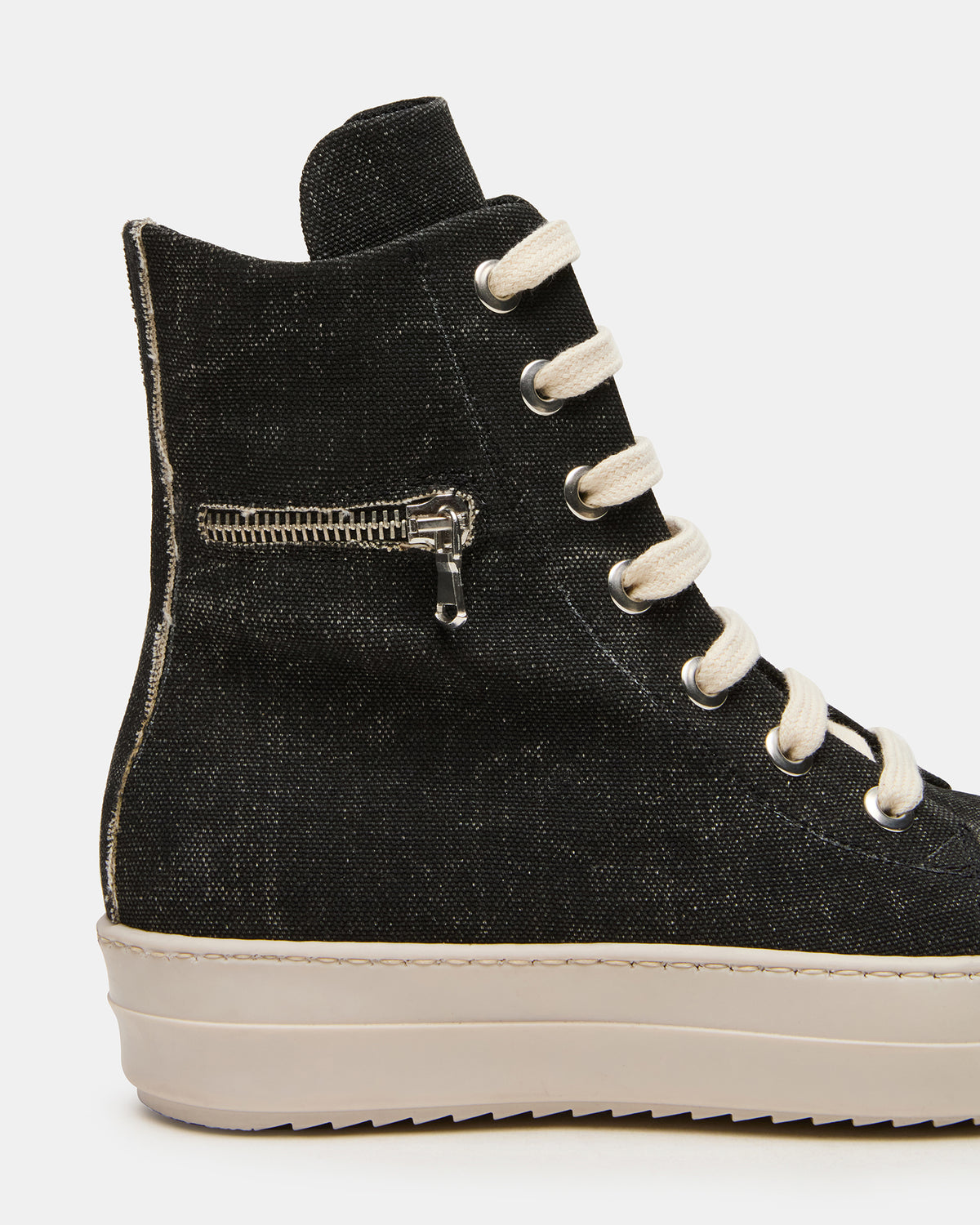 Steve Madden DEVON Black/White High-Top Lace-Up Women's Sneaker