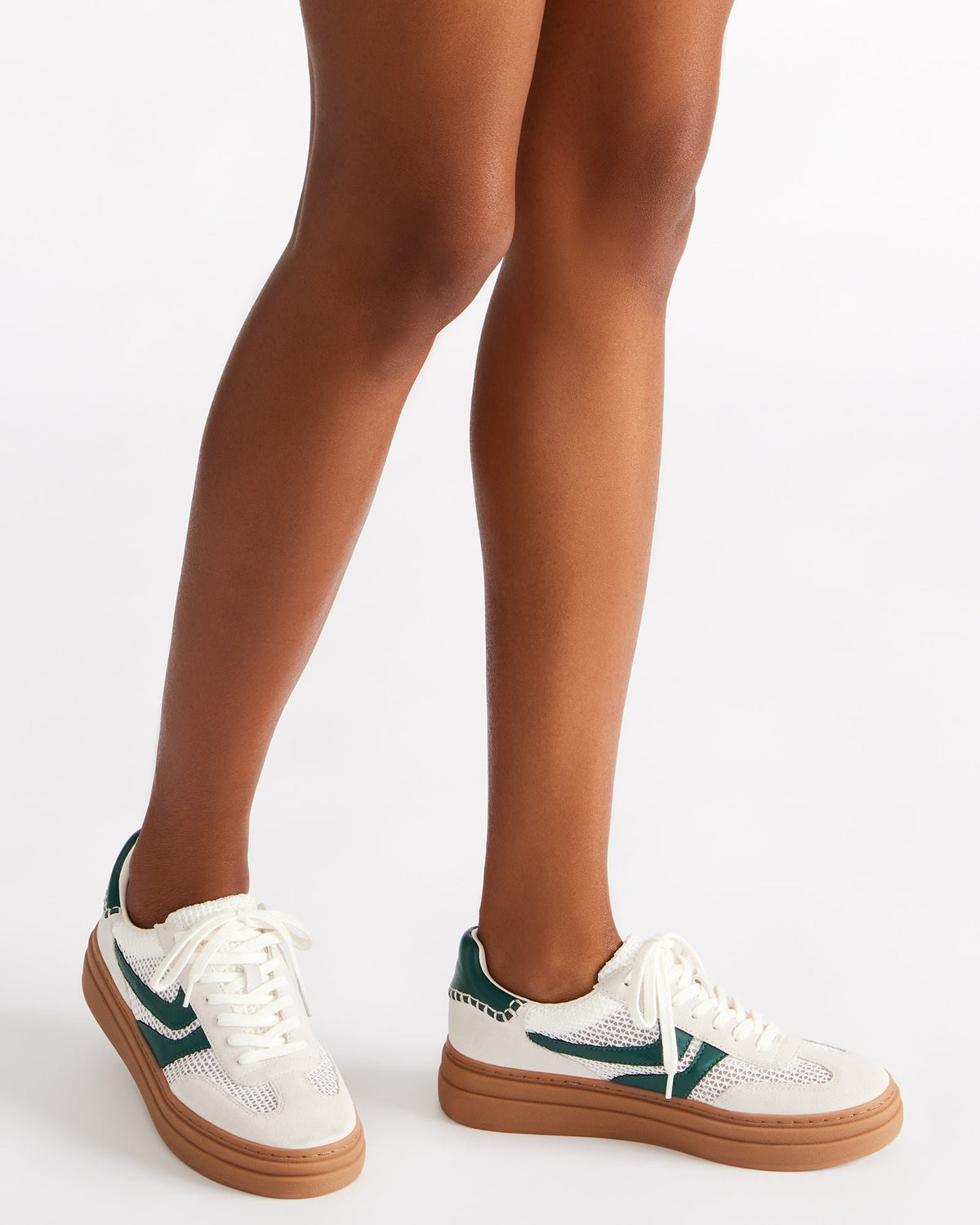 Steve Madden DODGE White/Green Low-Top Platform Women's Sneaker