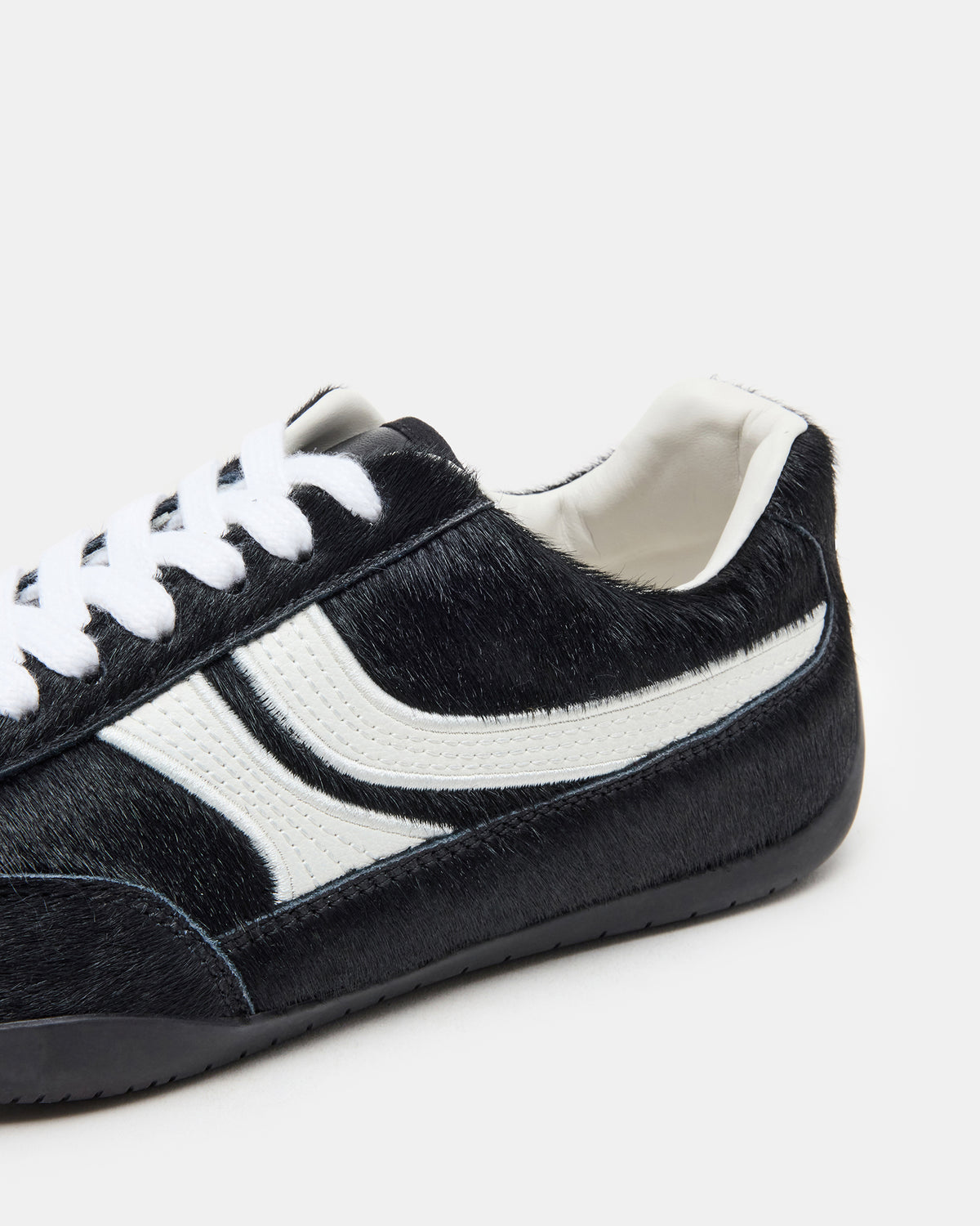 Steve Madden DOBSON Black Multi Women's Low-Top Lace-Up Sneaker