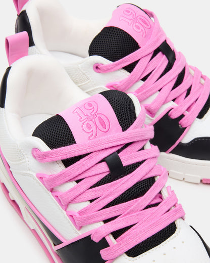 Steve Madden SKATER Black/Pink Low-Top Lace-Up Women's Sneaker