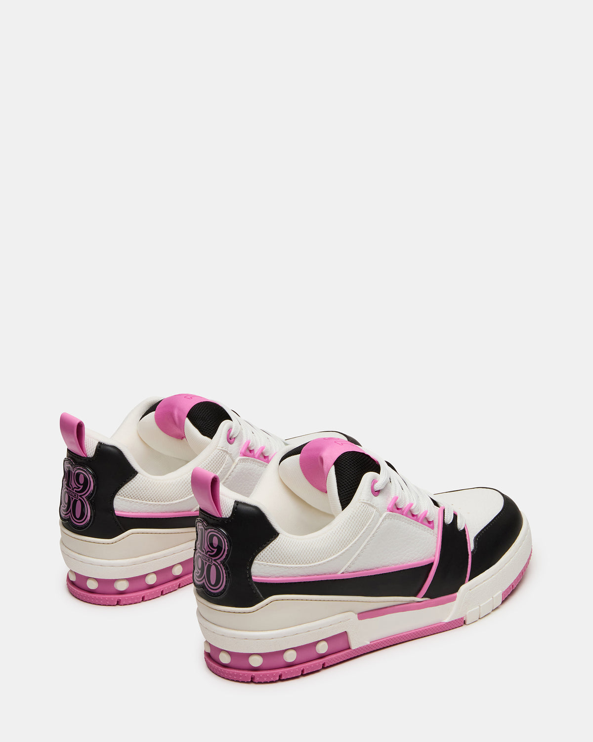 Steve Madden SKATER Black/Pink Low-Top Lace-Up Women's Sneaker