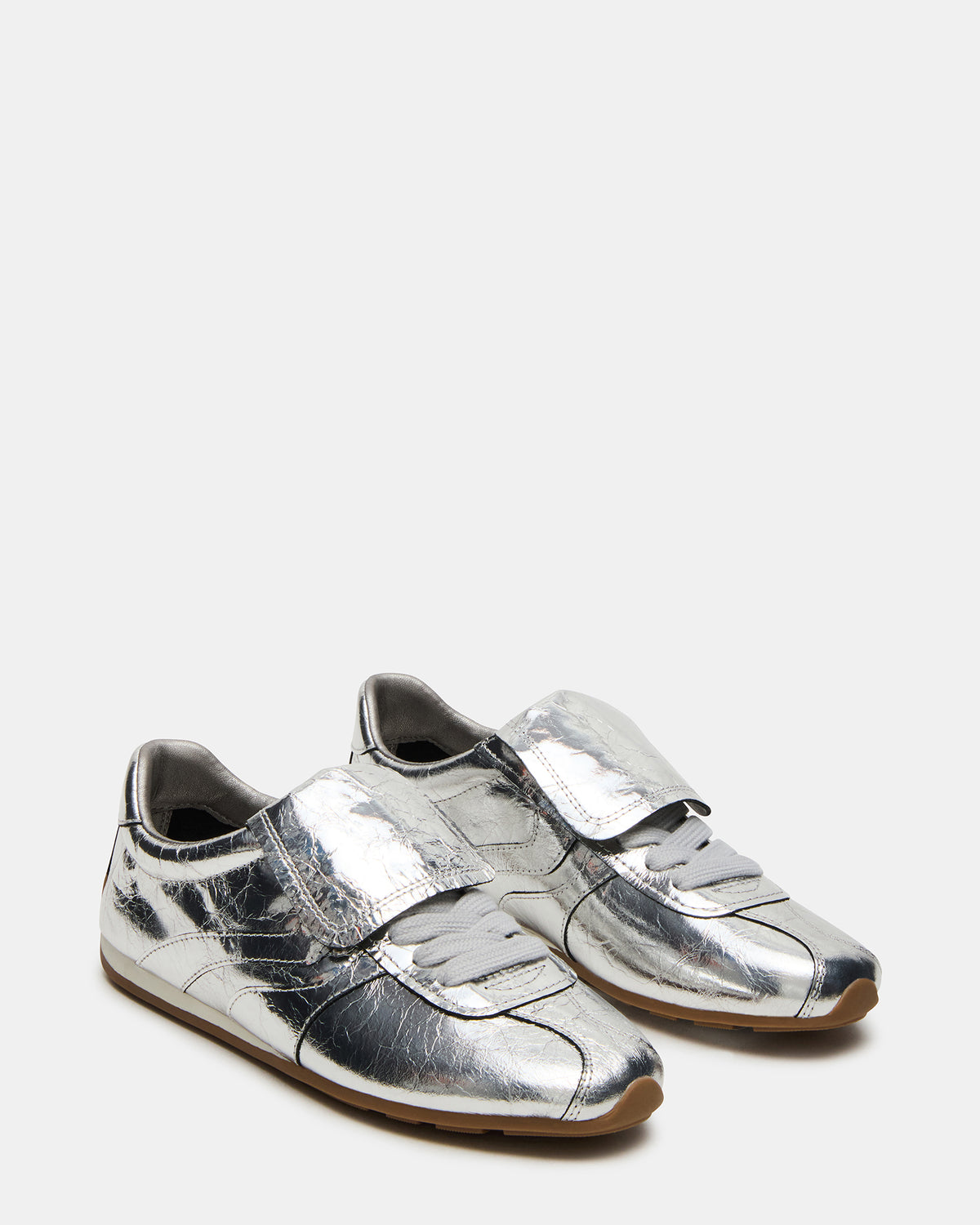 Steve Madden MOBILITY SIlver Leather Women's Low-Top Lace-Up Sneaker