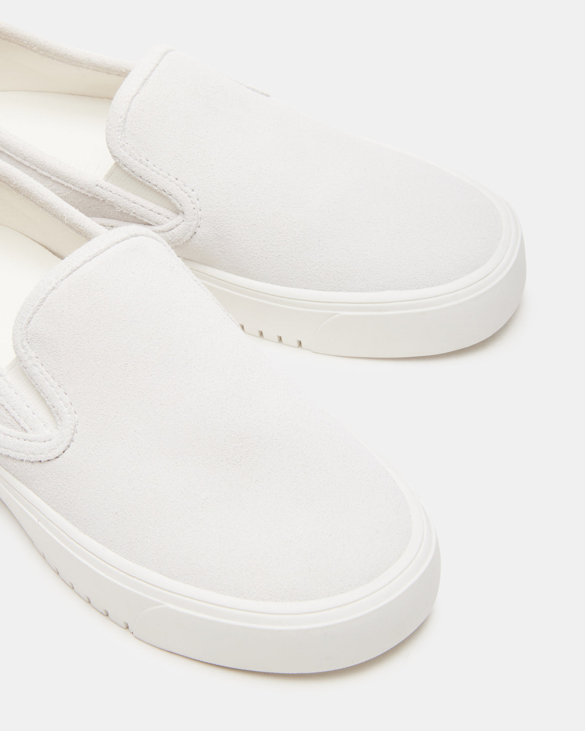 Steve Madden MURPHY White Suede Women's Low-Top Sneaker