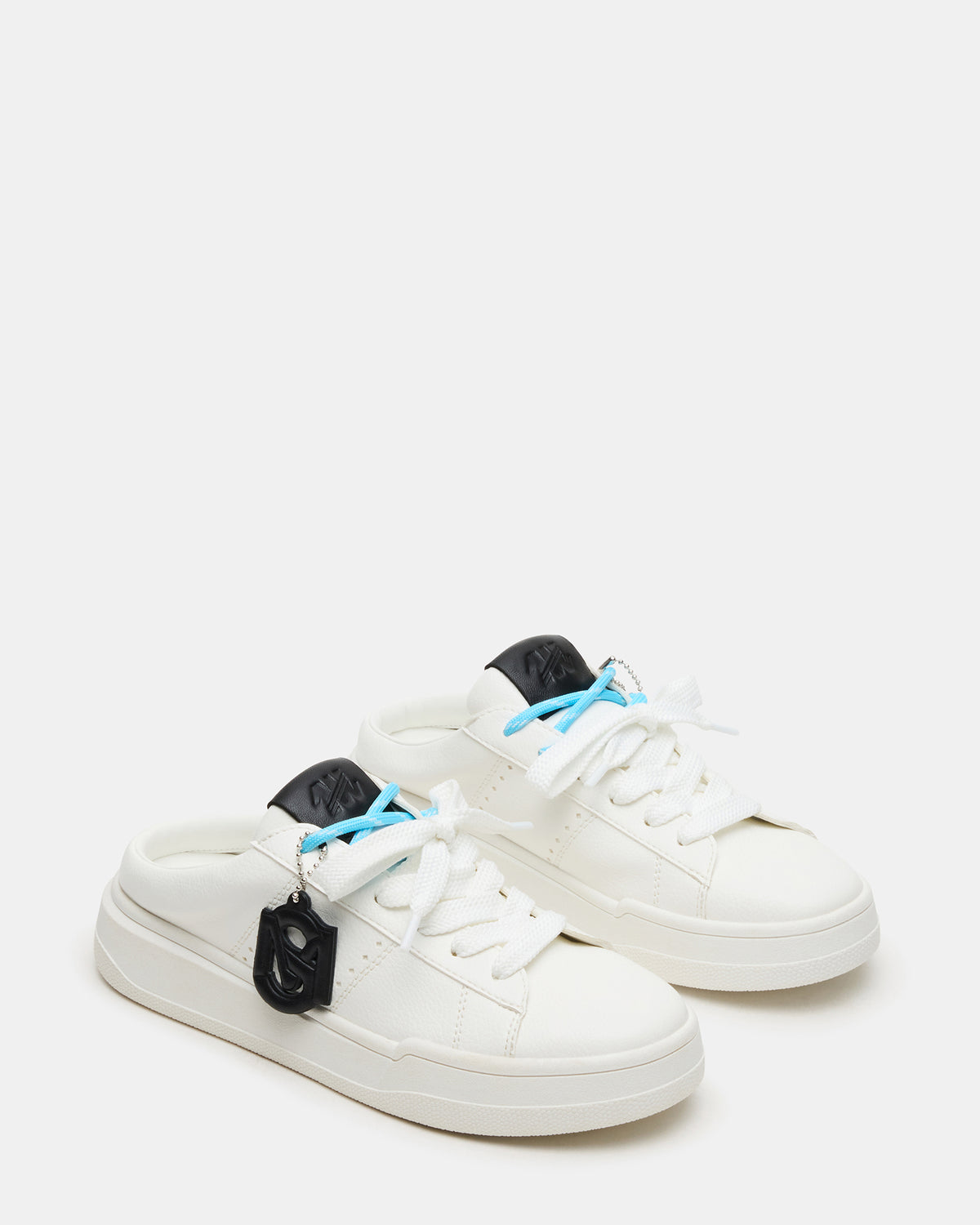 Steve Madden MARNEY White/Black Low-Top Lace-Up Mule Women's Sneaker