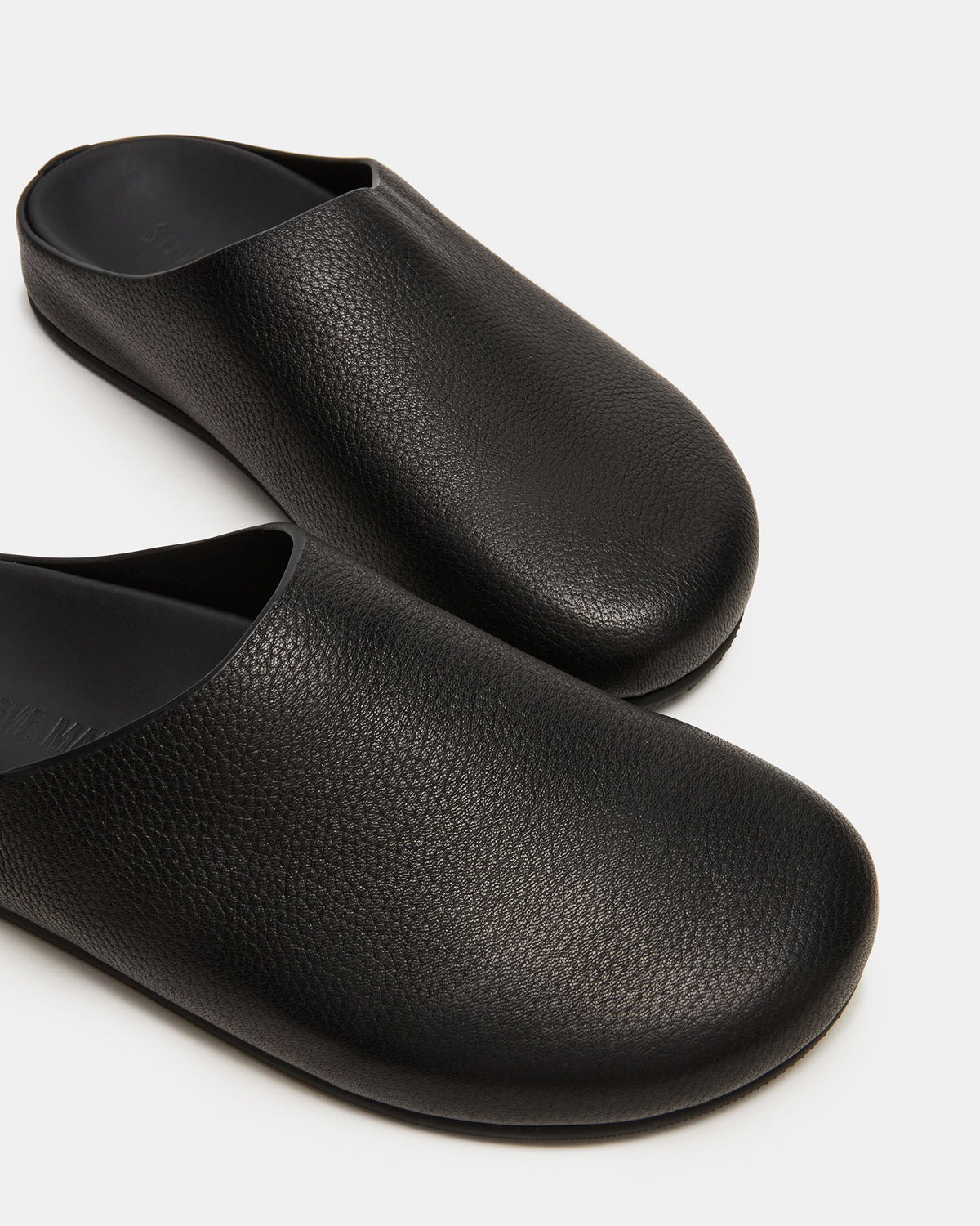 Steve Madden FERN Black Leather Mule Slip-On Round-Toe Women's Flat