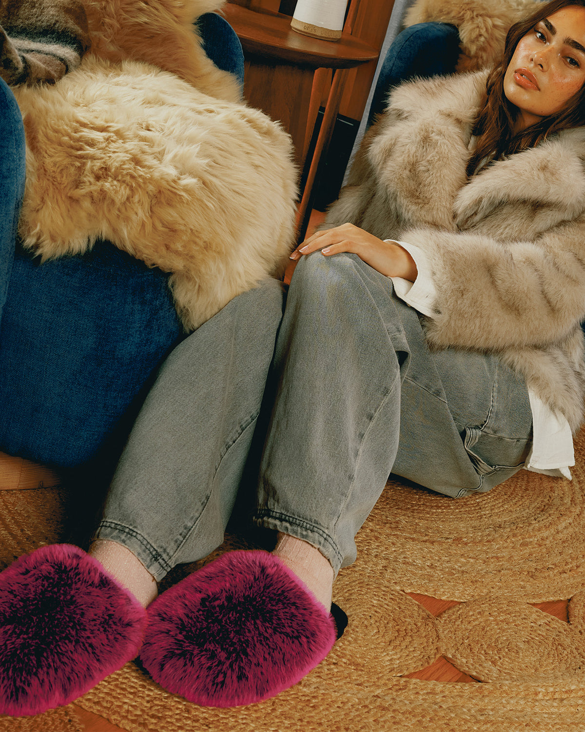 Steve Madden POOF Fushia Slip-On Faux Fur Mule Women's Flat