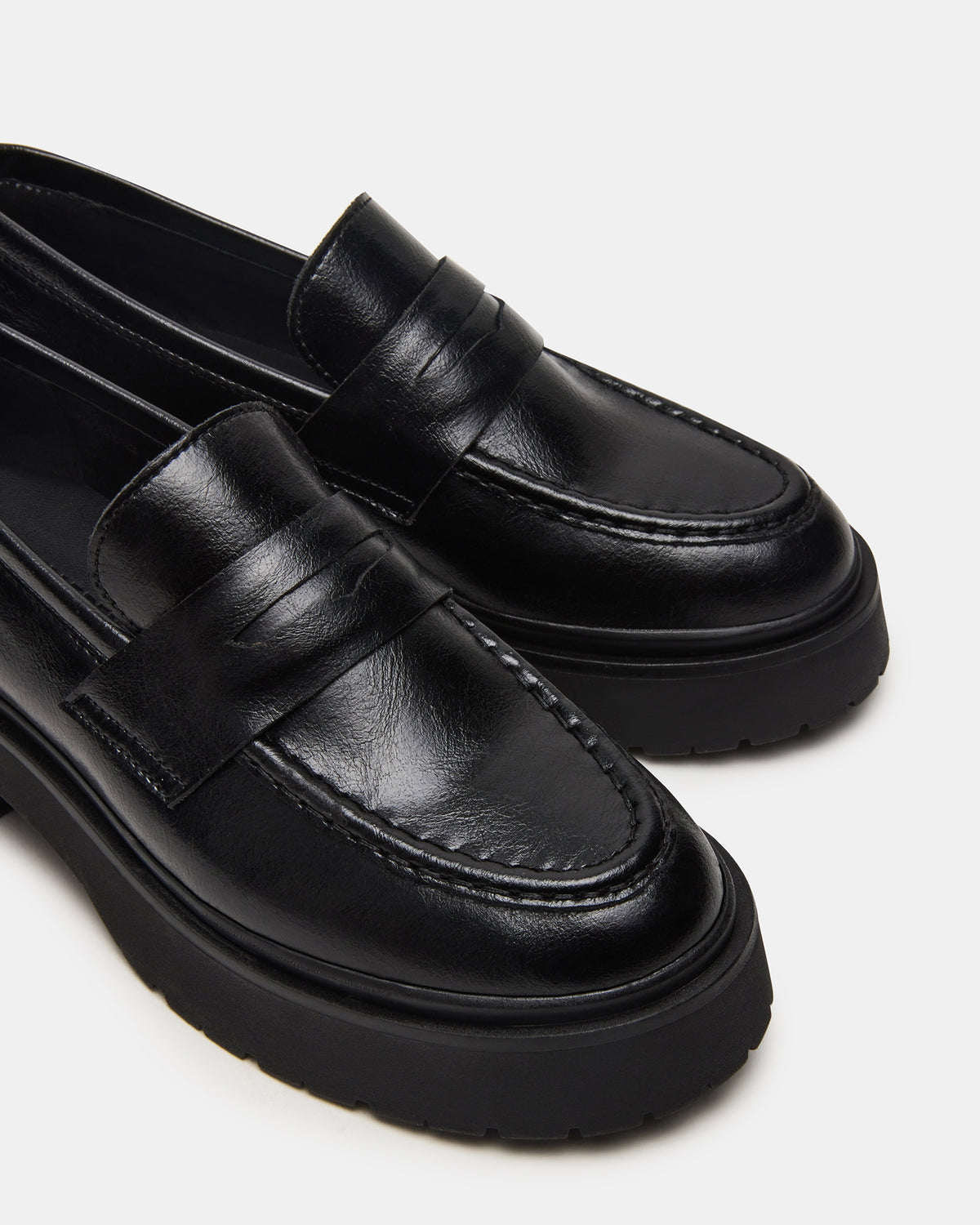 Steve Madden LAYKEN Black Leather Platform Lug Women's Loafer