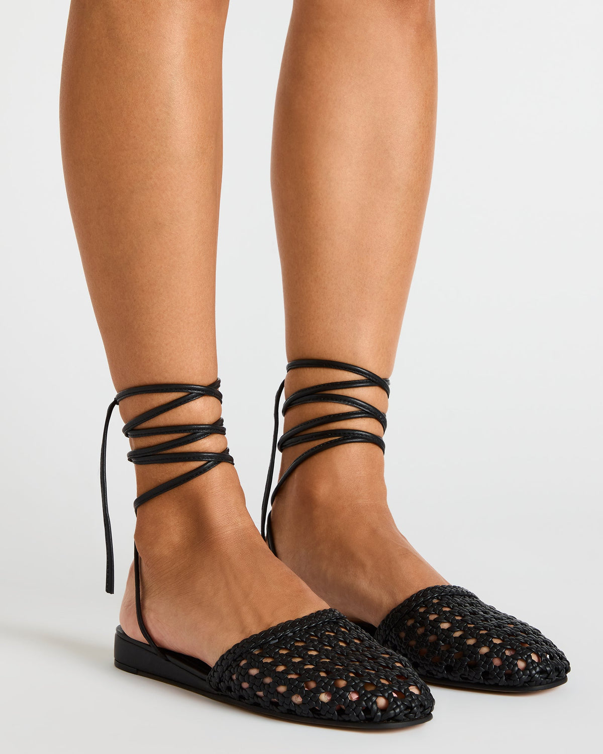 Steve Madden FLUTTER Black Leather Woven Mule Leg-Ties Strappy Women's Flat