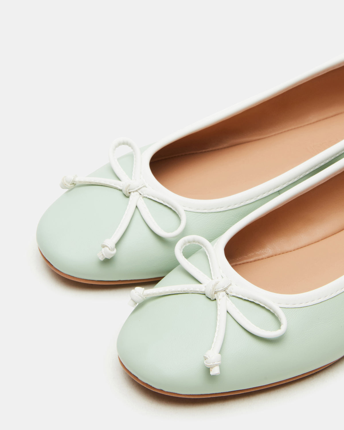 Steve Madden VIXEN Pistachio Women's Ballet Flats