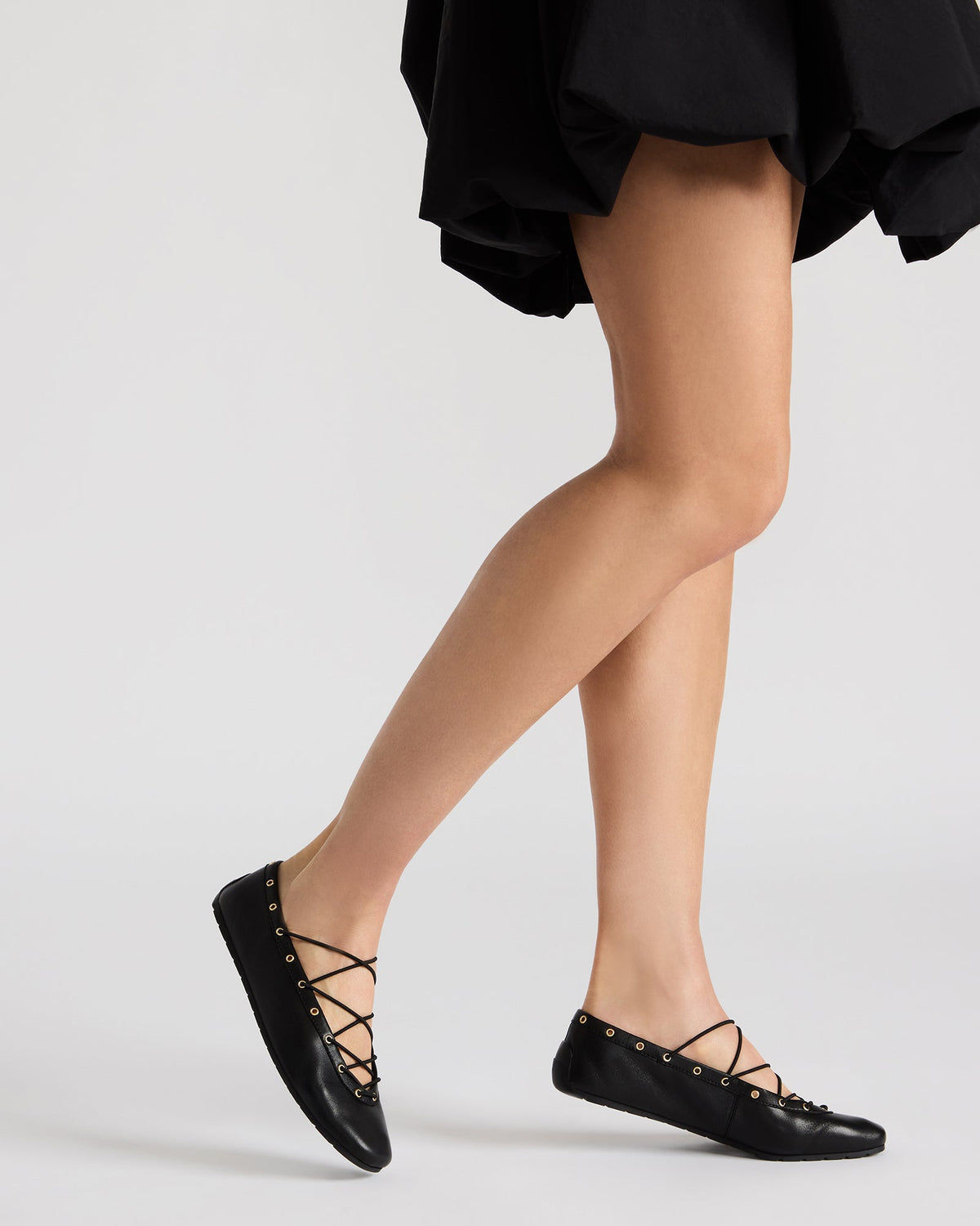 Steve Madden POINTE Black Leather Women's Ballet Square-Toe Flat