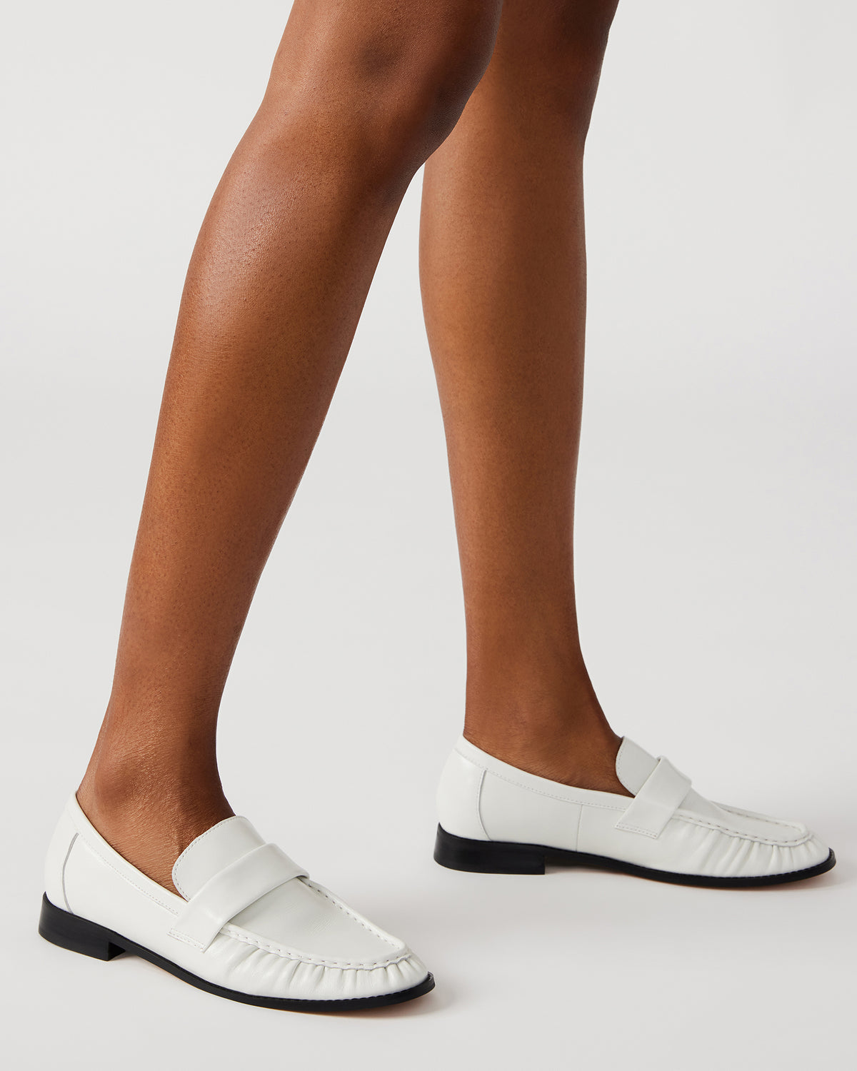 Steve Madden RIDLEY Ice Leather Tailored Loafer | Women's Loafers