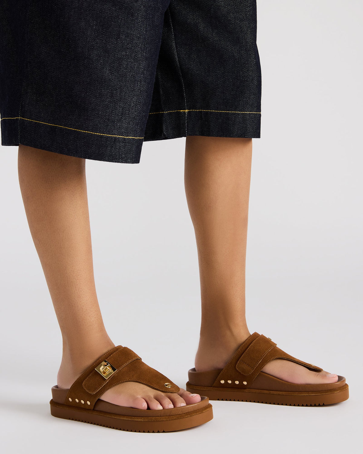 Steve Madden THONA Chestnut Suede Women's Flatform Thong Sandal