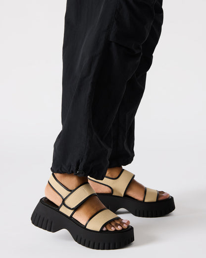 Steve Madden GROVER Black/Tan Women's Square-Toe Platform Sandal