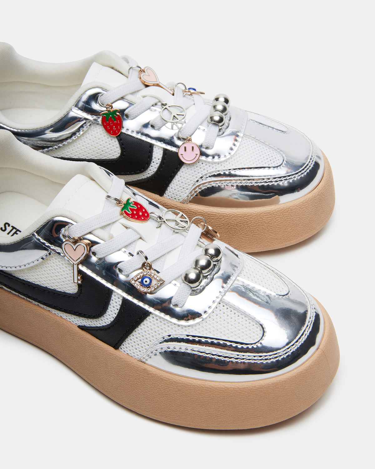 Steve Madden Kids' JERSEY CHARMS Silver Girls' Low-Top Platform Sneaker