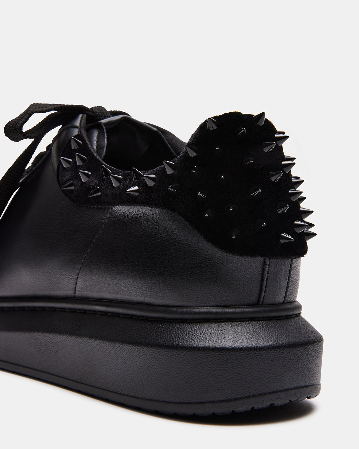 Steve Madden FROSTING Black Velvet Men's Low-Top Lace-Up Sneaker