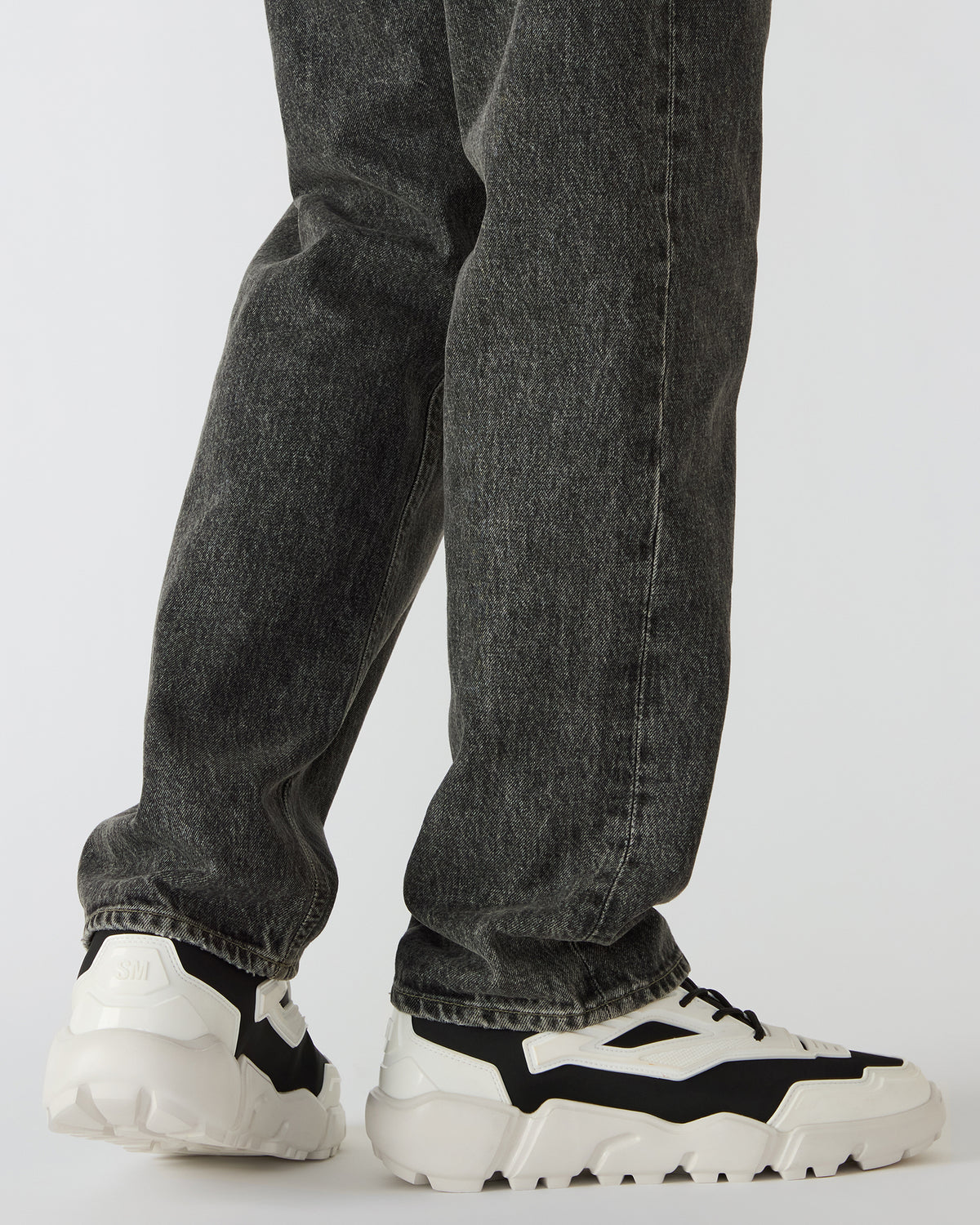 Steve Madden PACE Black/White Low-Top Lace-Up Men's Sneaker
