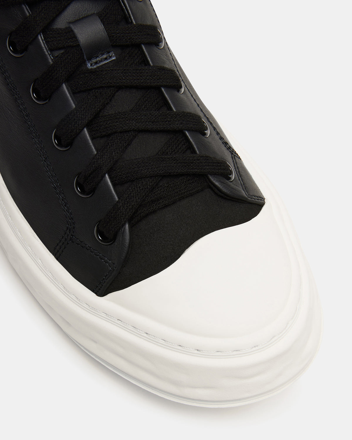Steve Madden MACRAE Black Leather Men's Low-Top Fashion Sneaker