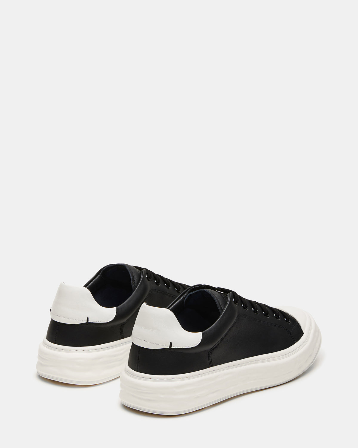 Steve Madden MACRAE Black Leather Men's Low-Top Fashion Sneaker