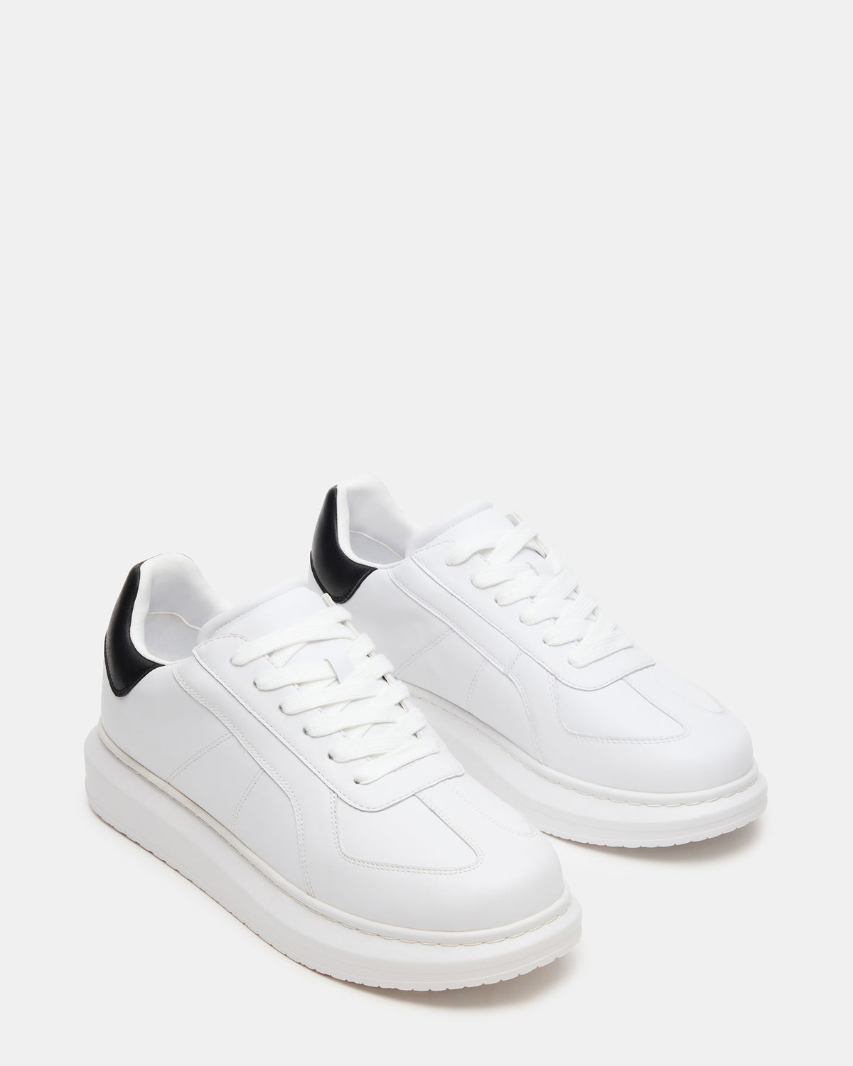 Steve Madden MINOU White/Black Low-Top Lace-Up Men's Sneaker