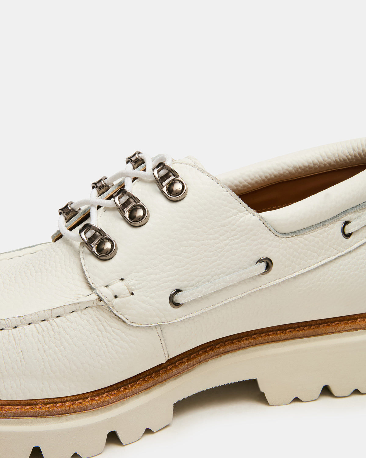 Steve Madden VICTOR White Leather Slip-On Men's Casual Boat Shoe