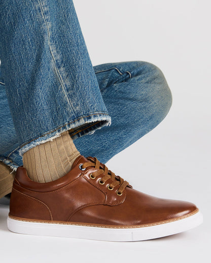 Steve Madden GUSS Tan Low-Top Men's Casual Shoe