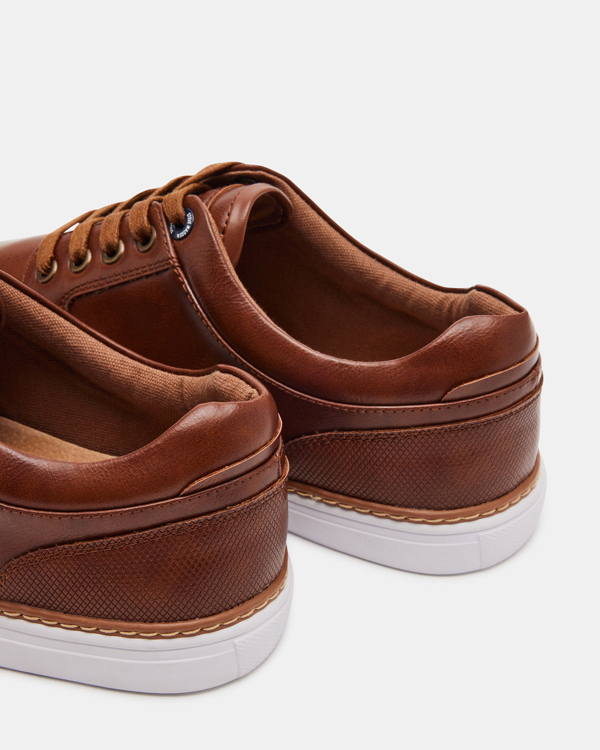 Steve Madden GUSS Tan Low-Top Men's Casual Shoe